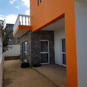 Gasthof Chez Jumpy, Ponta Do Sol