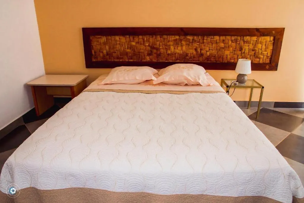 Bed and Breakfast Kolina D'Sol Понта-ду-Сол Отель типа 